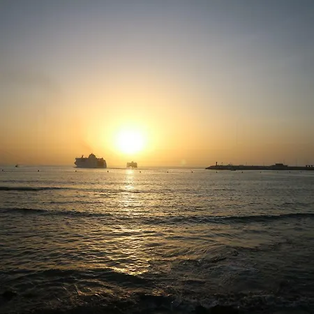 Sun & View Лос Кристианос
